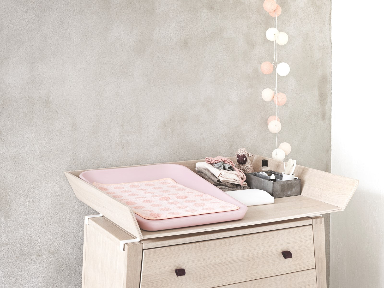 Leander Matty Changing Mat Rosa