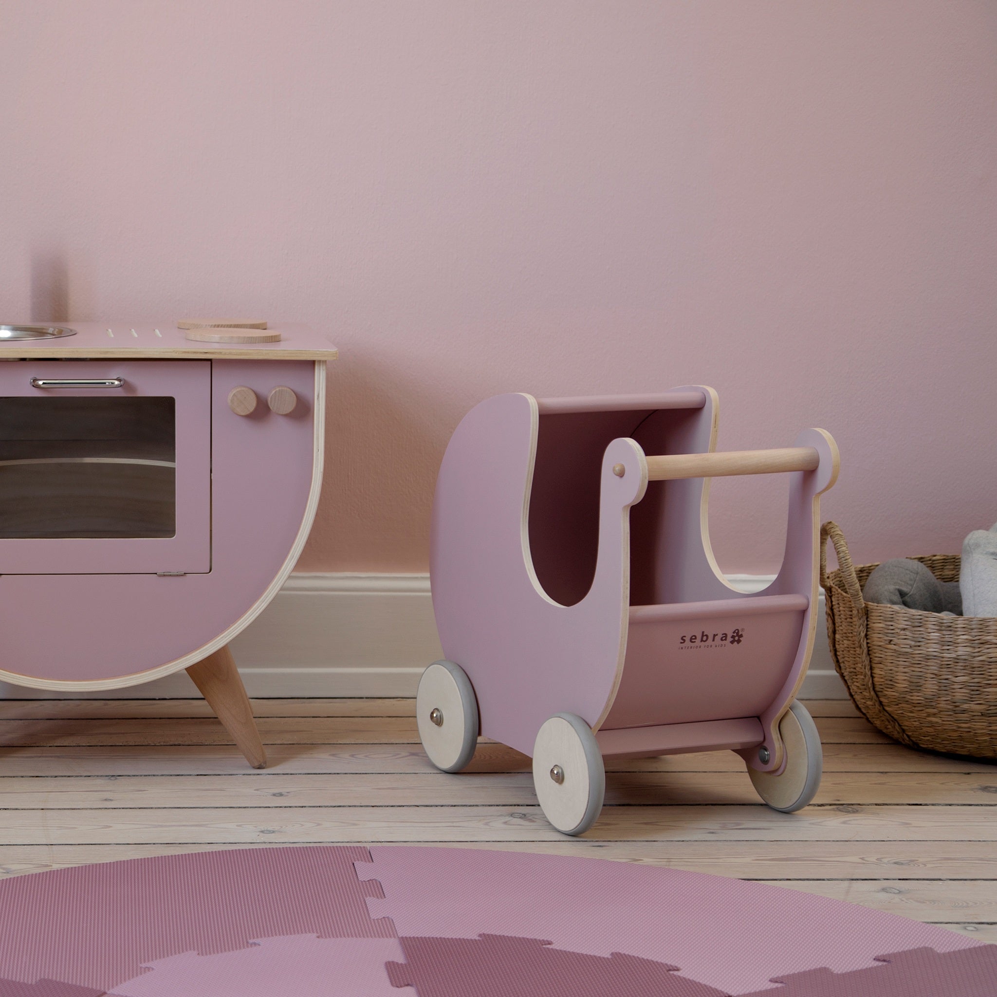 sebra Dockvagn Blossom Pink