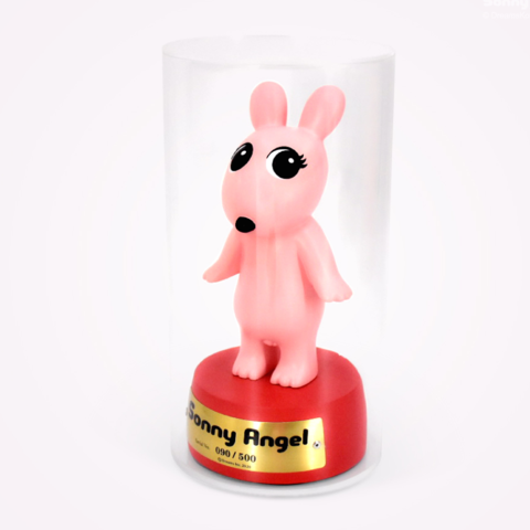 Sonny Angel Collector's Trophy Robbie Angel Pink
